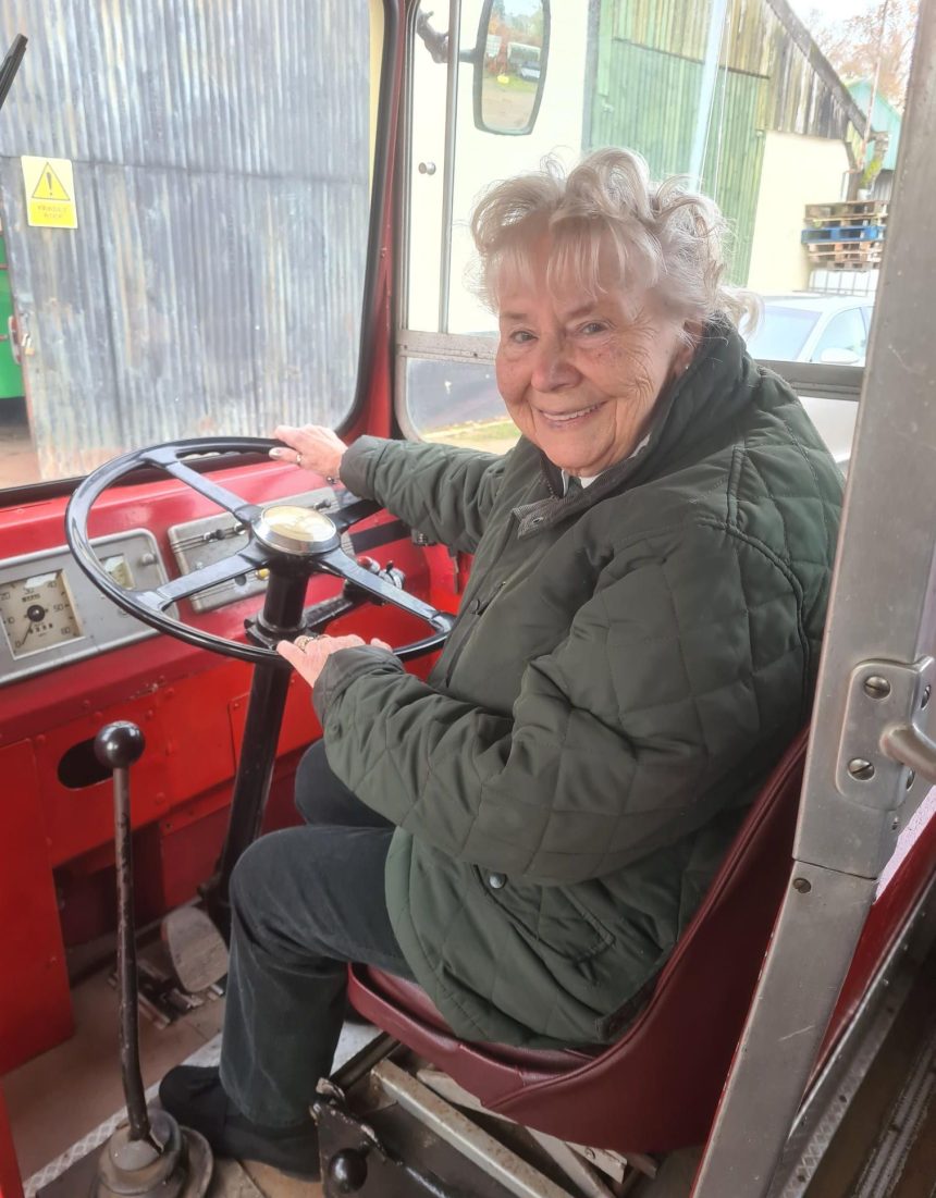 Mary Curry at the wheel of 104 3 JF 221123 (002)