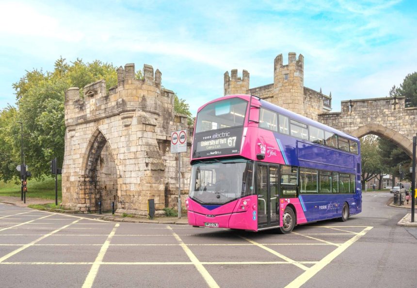 Service 67 at Walmgate Bar dieat york electric (1)