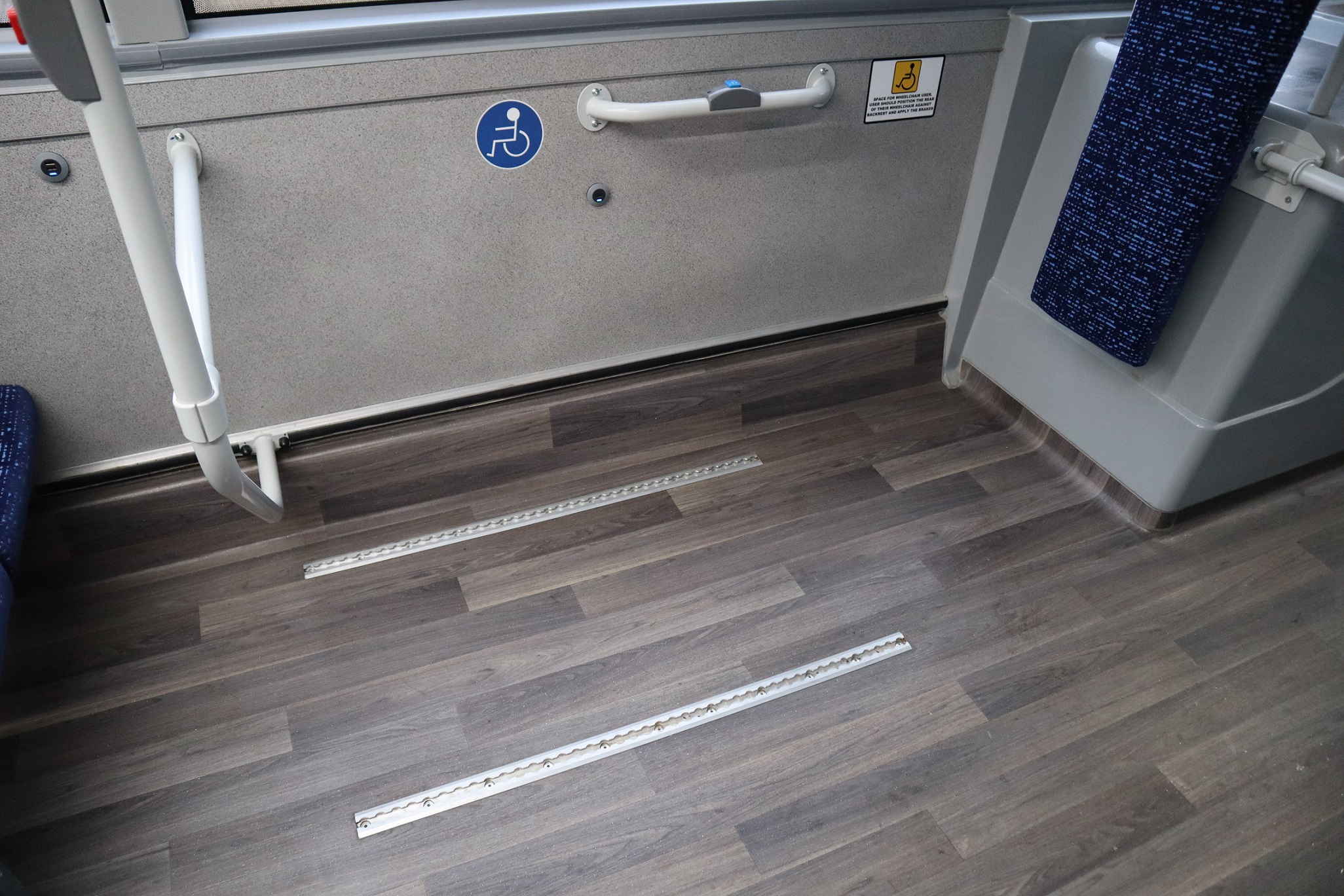 Volvo B8L MCV EvoSeti of Aldermaston Coach Lines