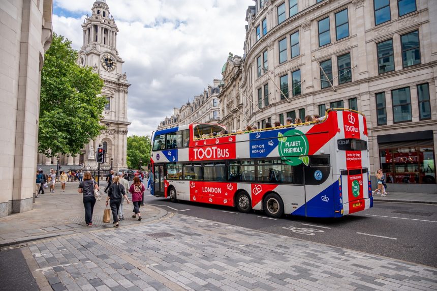 Tootbus appoints VEV to manage zero emission fleet in London