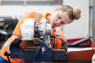 Women in coach and bus engineering is focus of collaboration