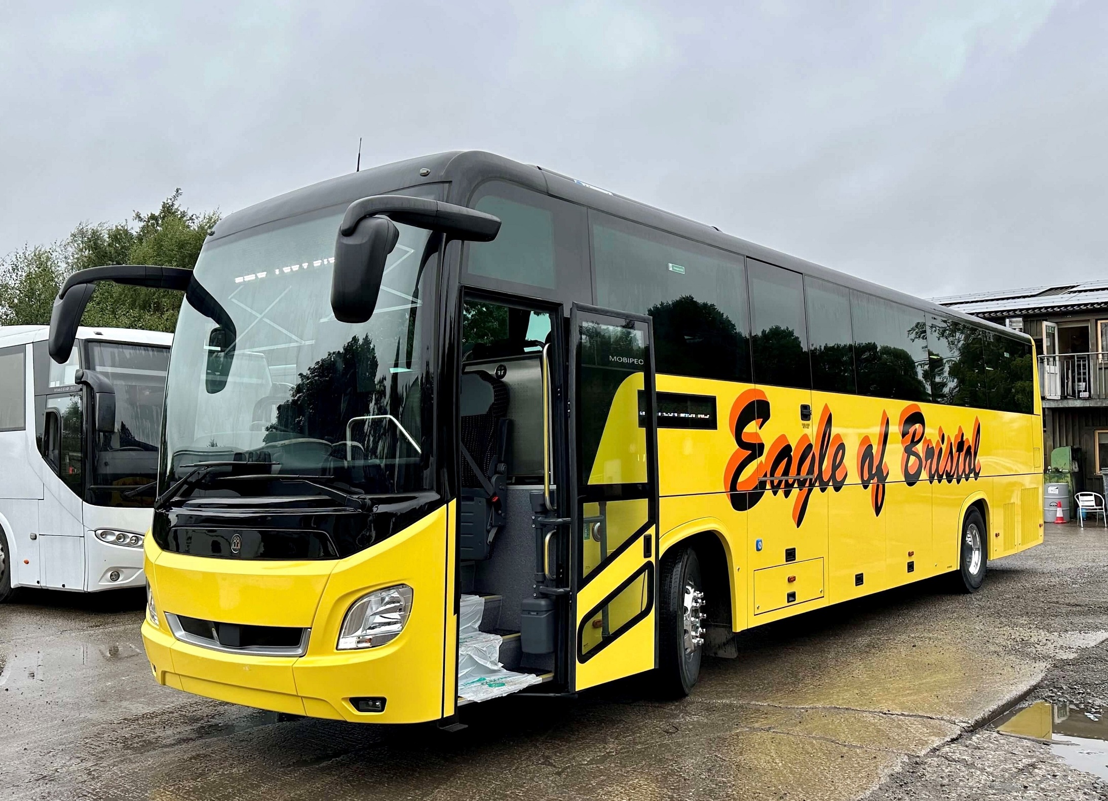 Scania MOBIpeople coach with Eagle of Bristol