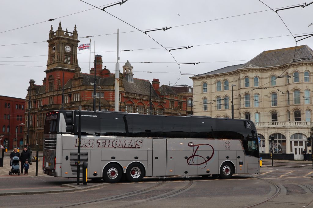 Van Hool T16 Astron of DJ Thomas