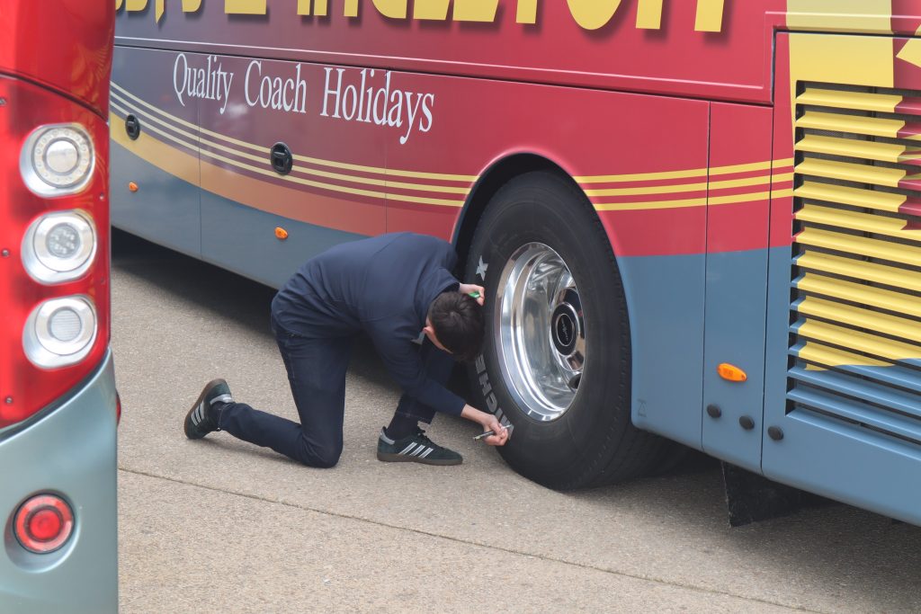 Bibbys of Ingleton Van Hool being cleaned