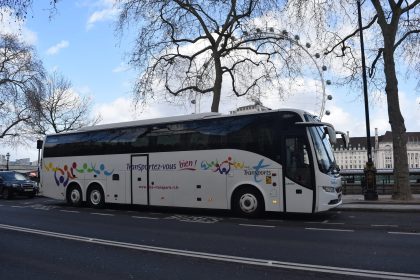 embankment london coach (1)