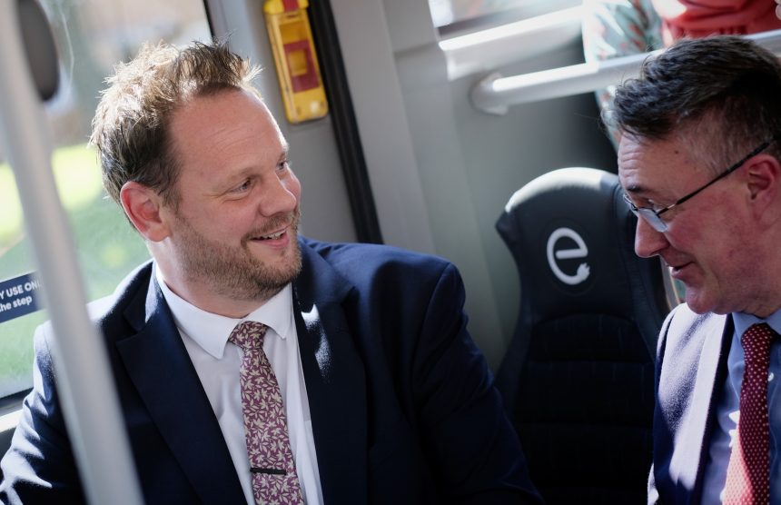 Buses minister Simon Lightwood schooled on benefits of partnership working by Nottingham City Transport