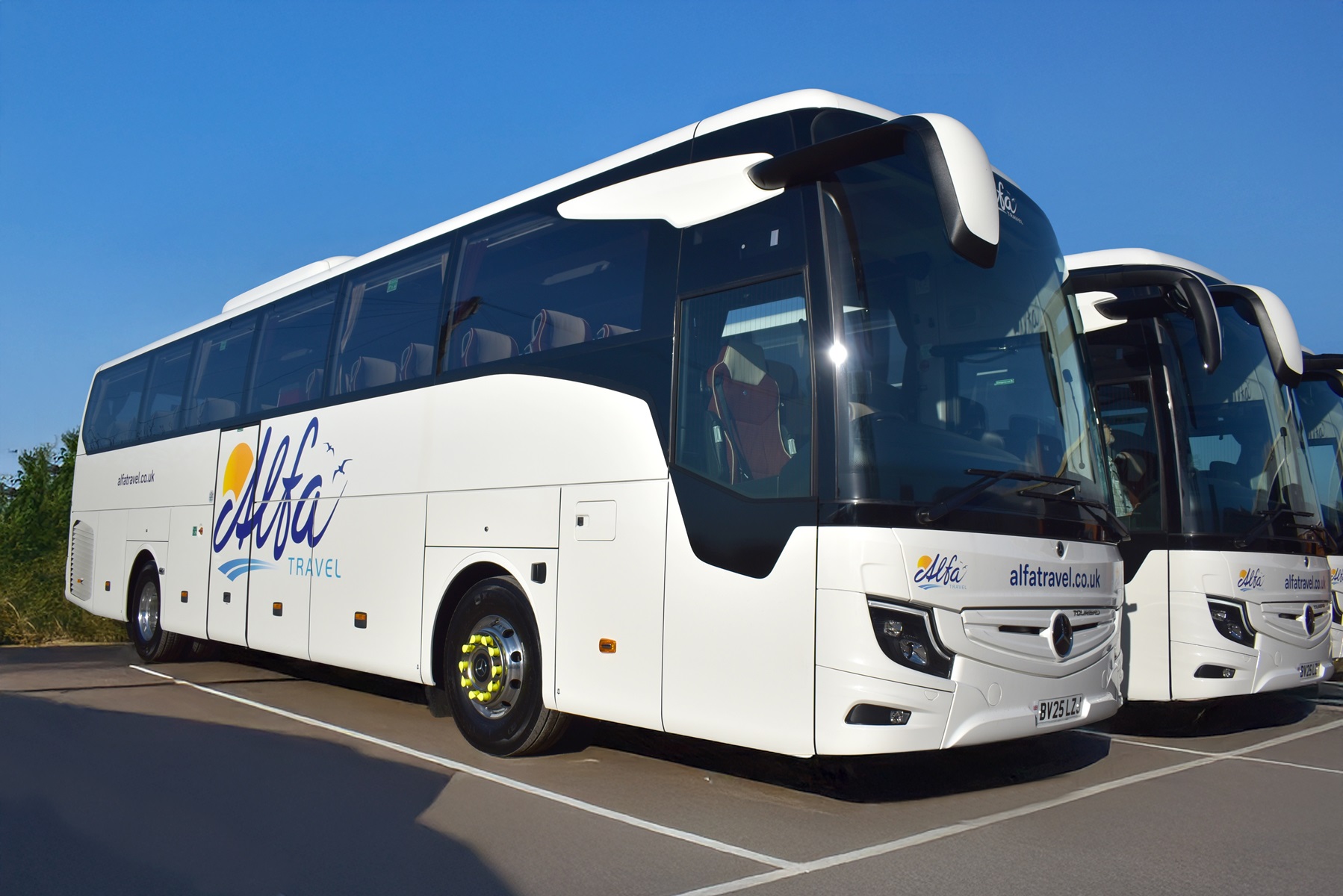 Mercedes-Benz Tourismo for Alfa Travel