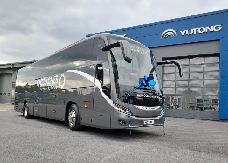 Yutong GT12 for iQ Coaches