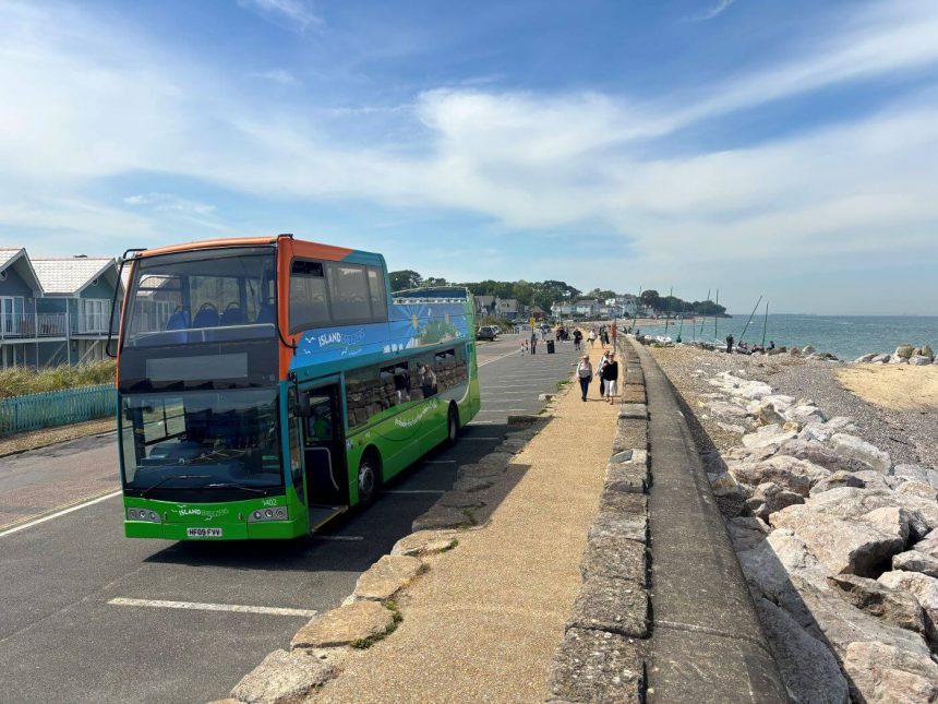 Southern Vectis launches new open-top 'Sea Breezer' service