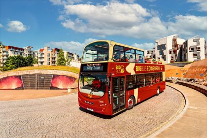 Big Bus Tours brand for McGill's Edinburgh sightseeing operation