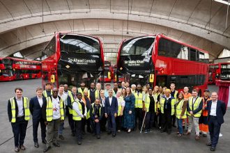 Mayor opens Go-Ahead London's new Operations Control Centre