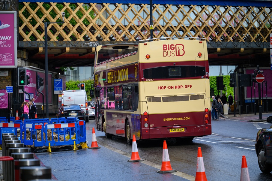 Government response to Transport Committee street works inquiry draws scorn