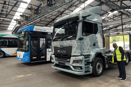 Stagecoach Midlands completes battery electric HGV charging test at Nuneaton