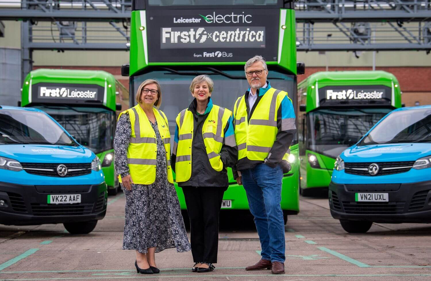 Lilian Greenwood (centre) lost but then quickly regained her place within DfT