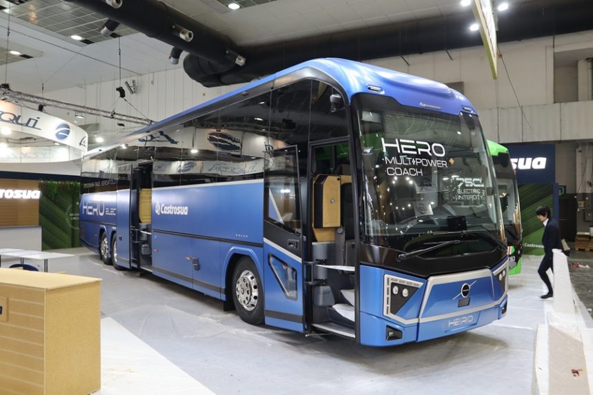 Castrosua Hero body mounted on Volvo BZR battery electric chassis