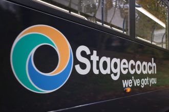 Stagecoach Midlands to move three Daventry routes to cashless model