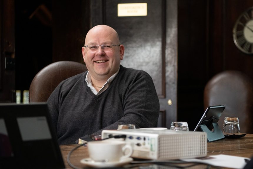 Hansatech works with Richard Kirk to launch Mobifer coach management platform in UK
