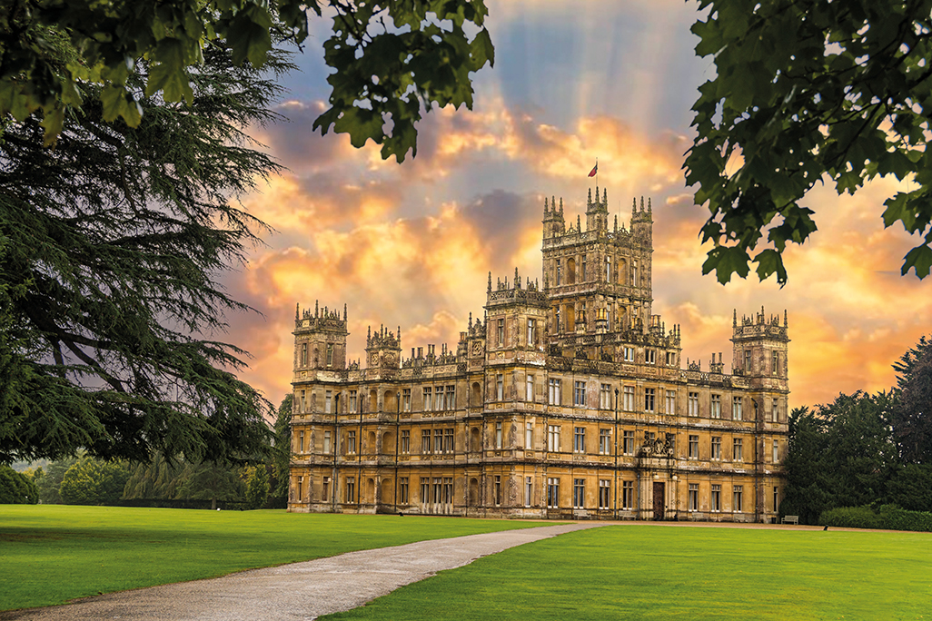 Expedia predicts sites such as Highclere Castle are set to be popular in 2026 due to its Downton Abbey fame