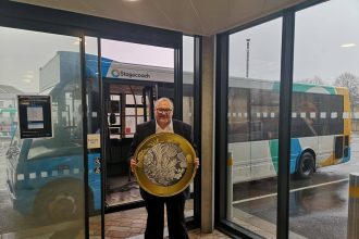 Welsh Labour's £2 bus fare pledge backed by Bus Users UK