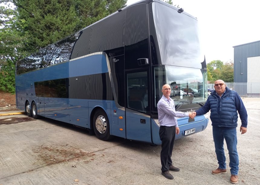 Van Hool TDX27 Astromega for MM Band Services