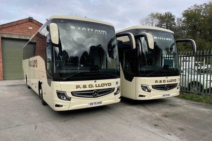Mercedes-Benz Tourismo coach pair for P&O Lloyd