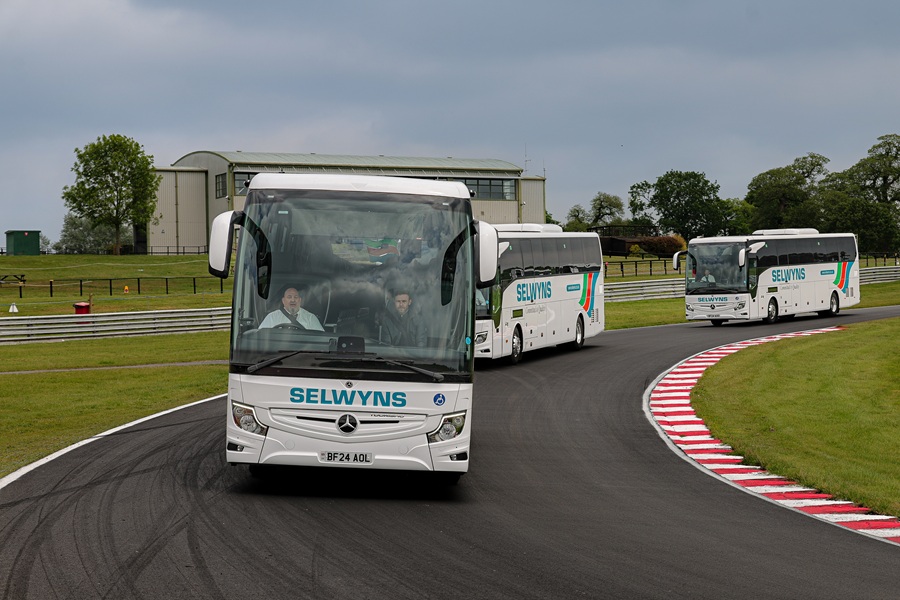 Selwyns Travel Group completes purchase of Eavesway Travel