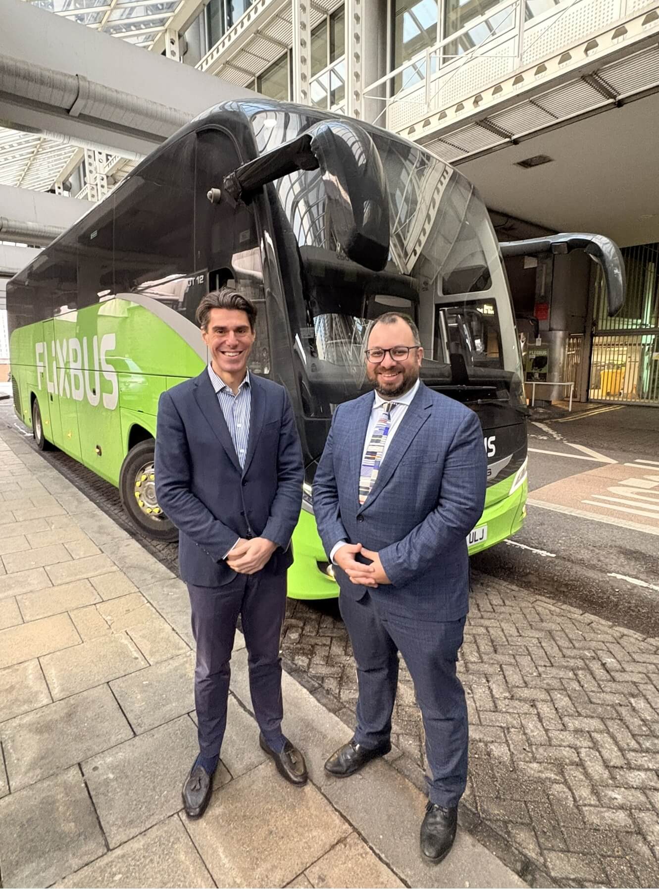 Excelsior adds two FlixBus-branded Yutong GT12 coaches (1)