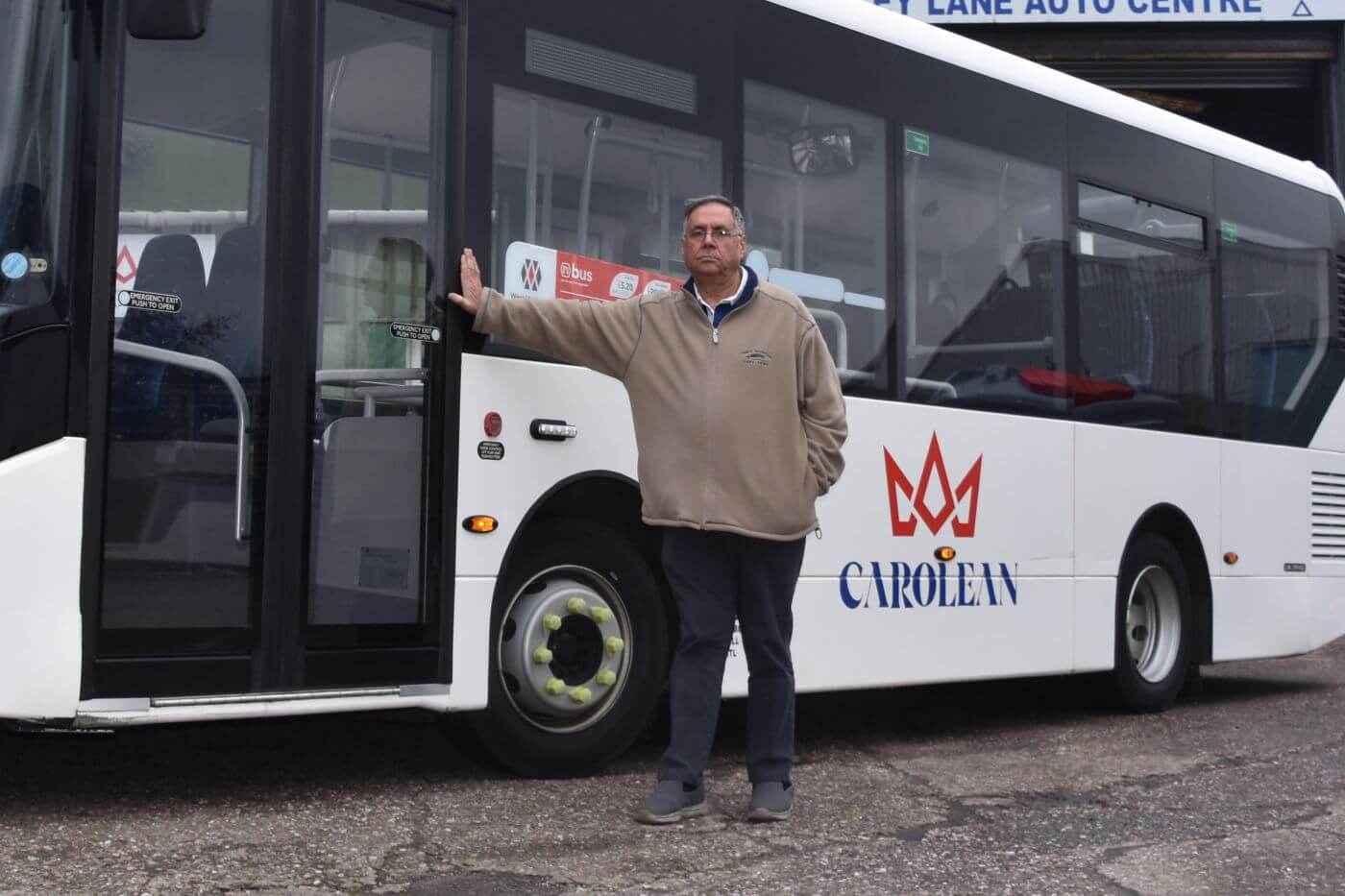 Carolean Coaches