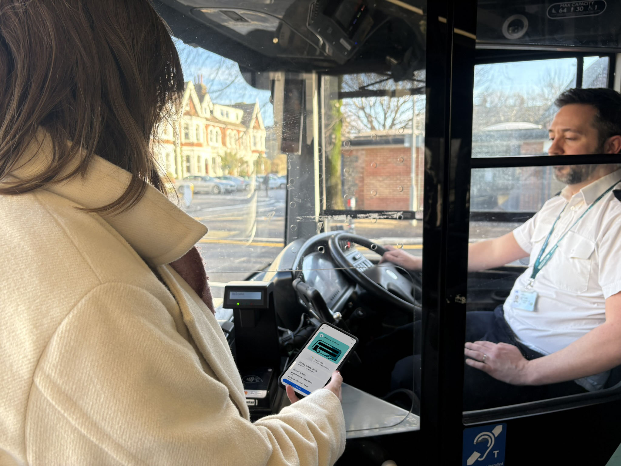 Brighton & Hove Buses pilots contactless season ticket
