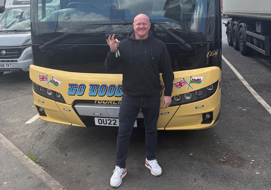 Bibby Bespoke Minibuses continues growth in large coach field