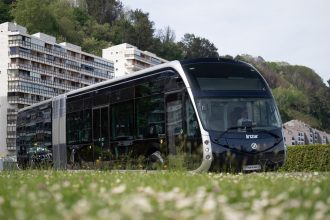Irizar unveils ie tram Efficient development for battery-electric bus