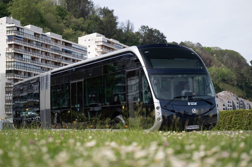Irizar unveils ie tram Efficient development for battery-electric bus