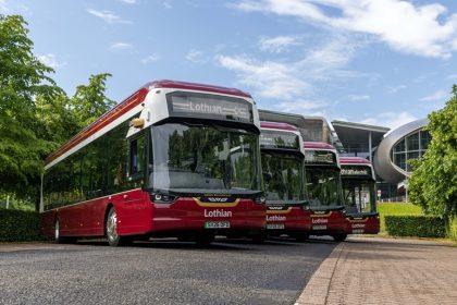 Wrightbus GB Kite Electroliner fleet makes debut with Lothian