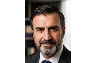 Rafel Fernández de la Peña to lead National Express UK Coach