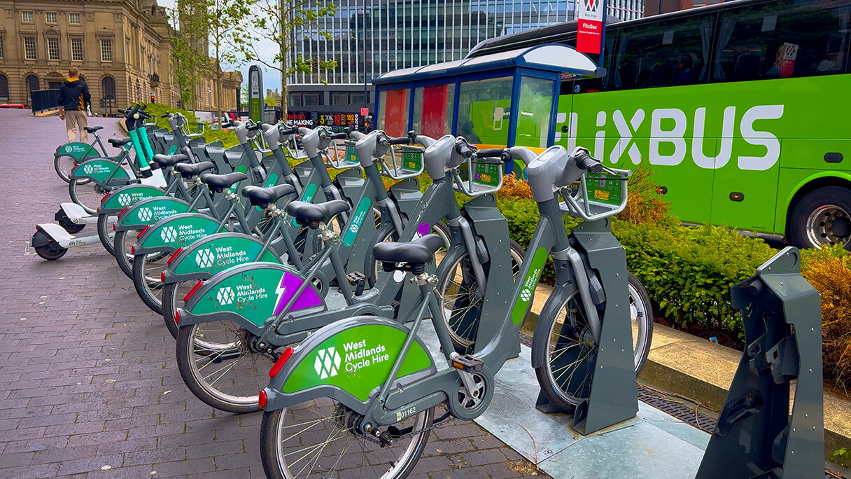 The rise of micromobility: threat or opportunity for bus sector?